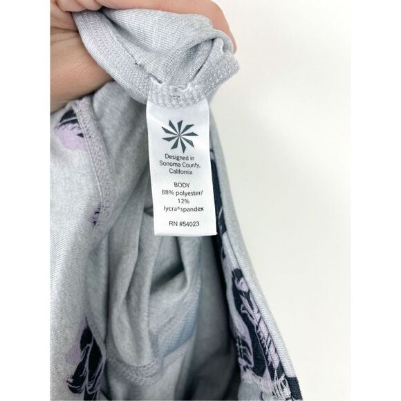 Athleta Cropped Capri Floral Leggings Chakuranga - Picture 6 of 8